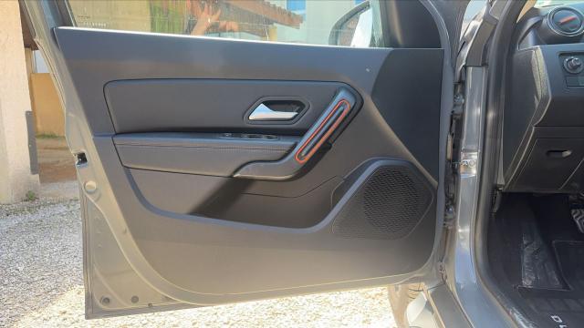Dacia Duster image 4