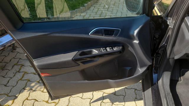 Ford B-Max image 6