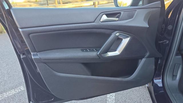 Peugeot 308 Sw image 9