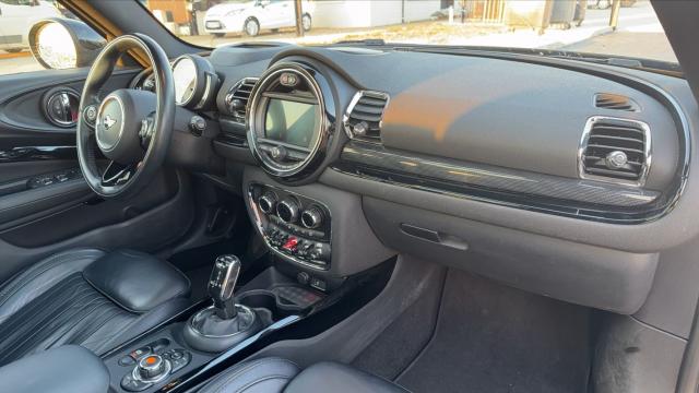 Mini Clubman image 9