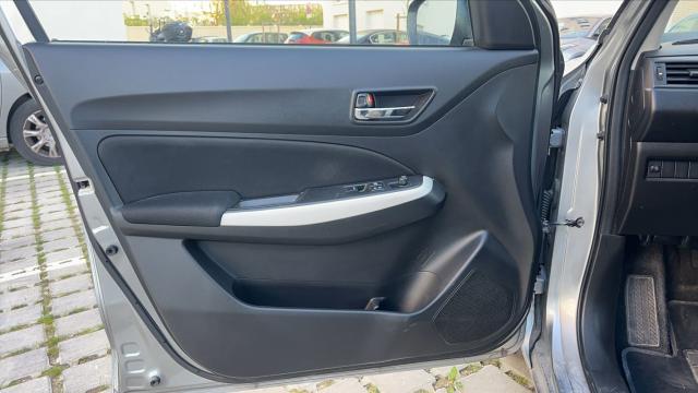 Suzuki Swift image 3