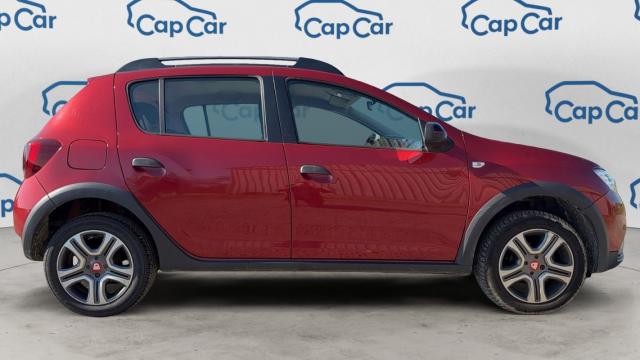 Dacia Sandero image 2