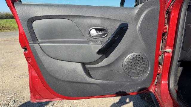 Dacia Sandero image 9