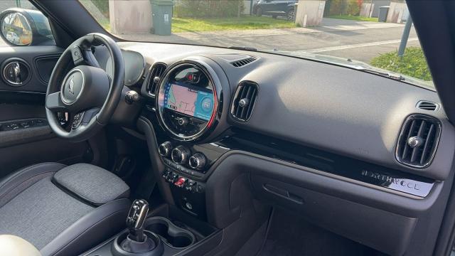 Mini Countryman image 3