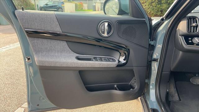 Mini Countryman image 5