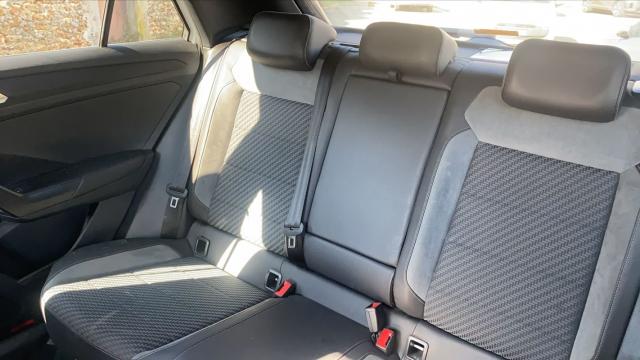 Volkswagen T-Roc image 5