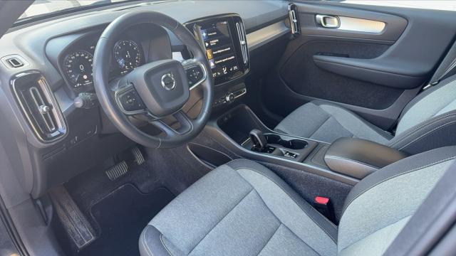Volvo Xc40 image 6