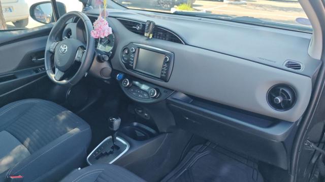 Toyota Yaris image 2