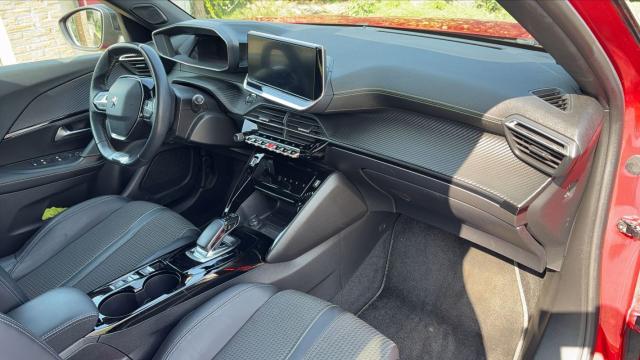 Peugeot 2008 image 5