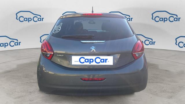 Peugeot 208 image 2