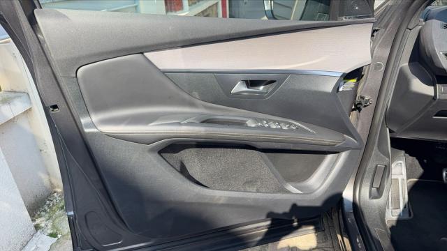 Peugeot 3008 image 6