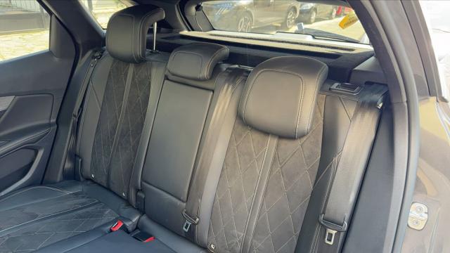 Peugeot 3008 image 1
