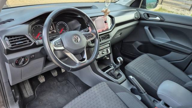 Volkswagen T-Cross image 1
