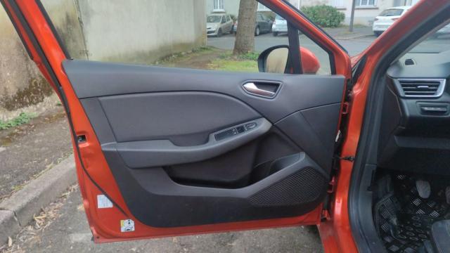 Renault Clio image 6