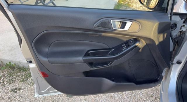 Ford Fiesta image 3