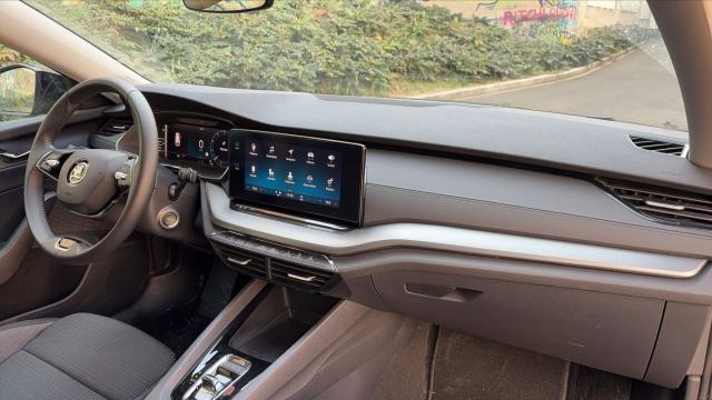 Skoda Octavia image 3