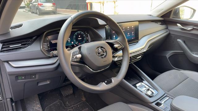 Skoda Octavia image 4