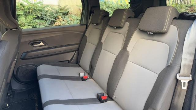 Dacia Jogger image 1