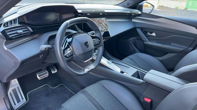 Peugeot 308 image 2