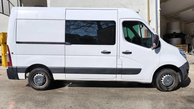 Renault Master image 2