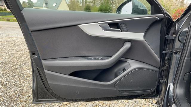 Audi A4 Avant image 2