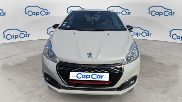 Peugeot 208 image 2