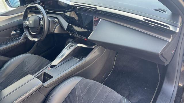 Peugeot 308 image 1
