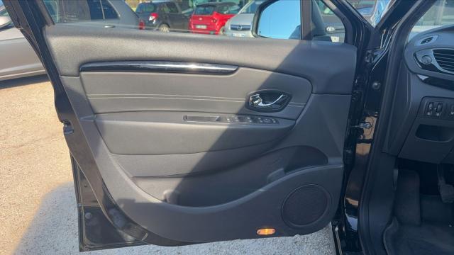 Renault Scénic image 1