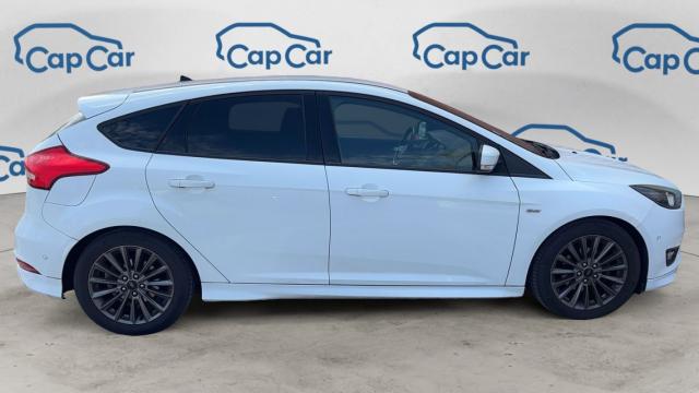 Ford Focus image 6