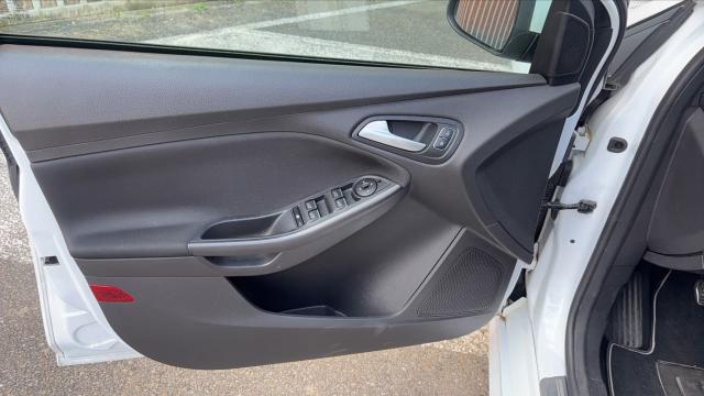 Ford Focus image 3