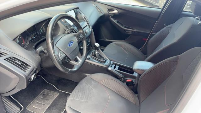 Ford Focus image 4