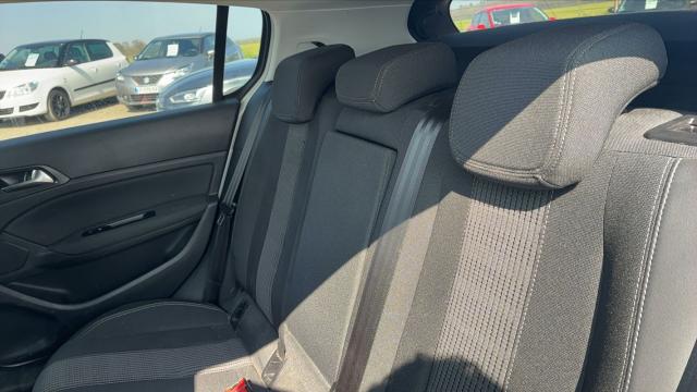 Peugeot 308 image 4
