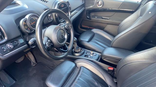 Mini Countryman image 9