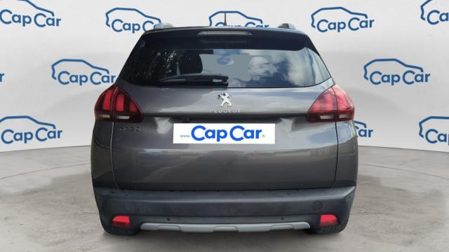 Peugeot 2008 image 2