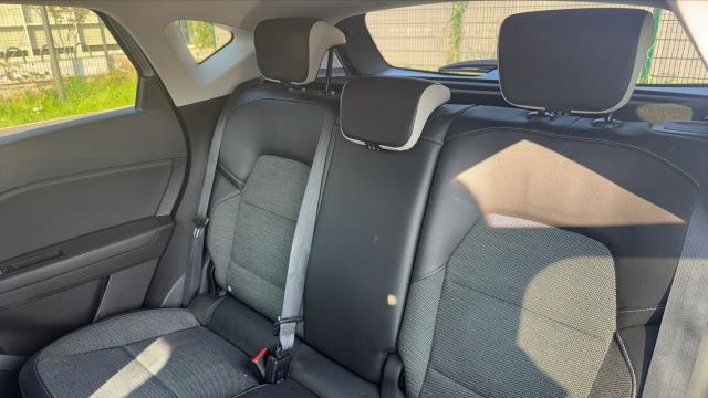 Renault Captur image 9