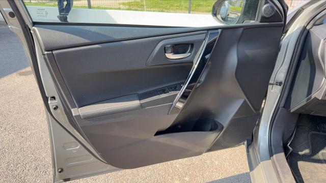 Toyota Auris image 8