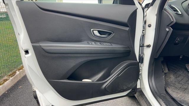 Renault Grand Scénic image 6