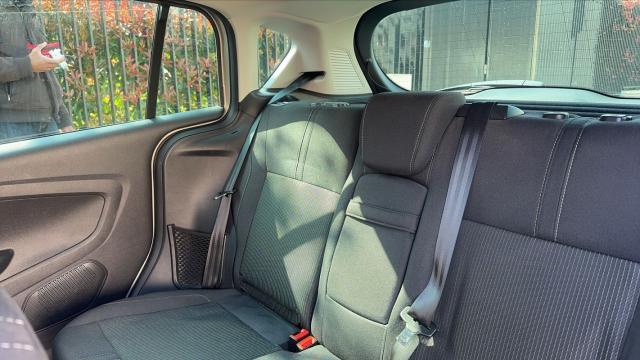 Ford B-Max image 3