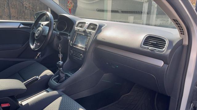 Volkswagen Golf image 1