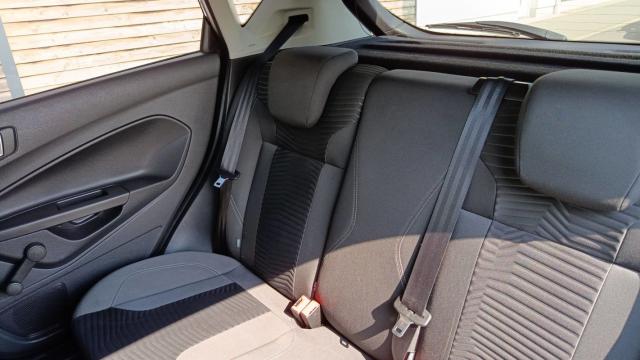 Ford Fiesta image 3