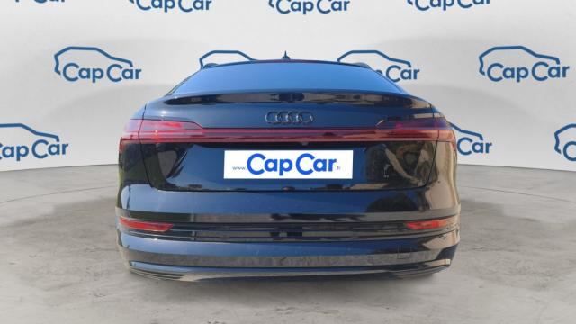Audi E-Tron image 9