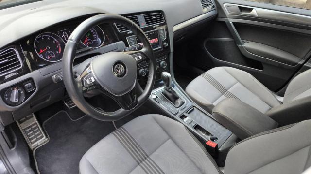 Volkswagen Golf Sw image 4