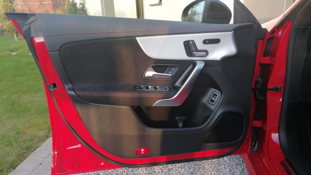Mercedes Benz Cla Shooting Brake image 3