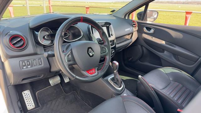 Renault Clio image 9