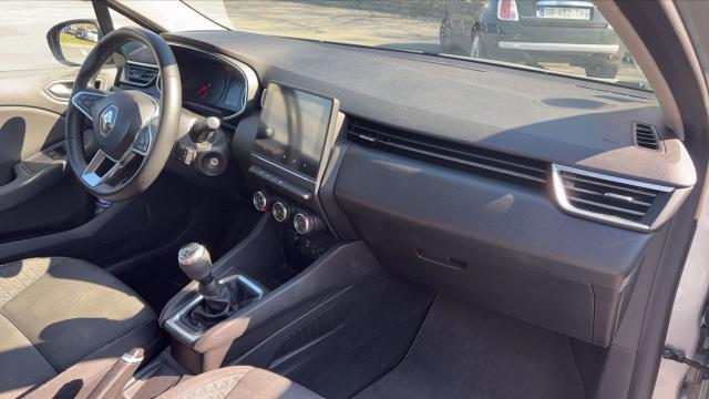 Renault Clio image 8