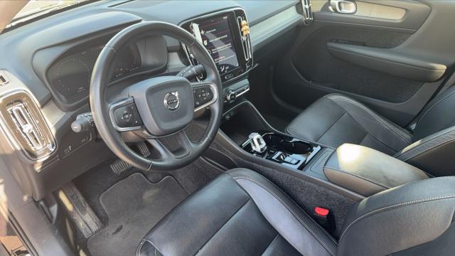Volvo Xc40 image 9