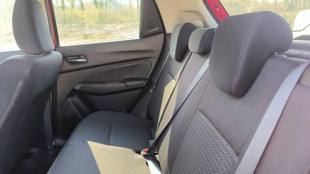 Suzuki Swift image 9