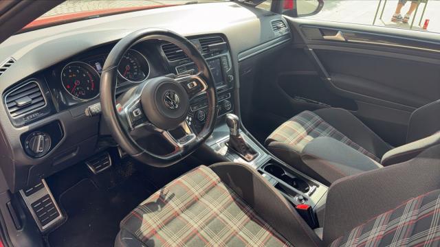 Volkswagen Golf image 1