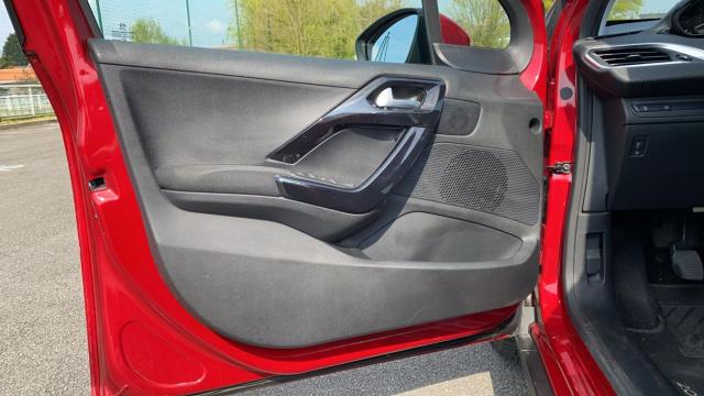 Peugeot 2008 image 7