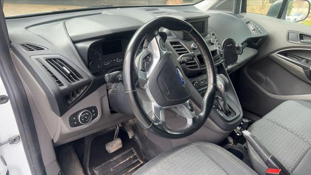 Ford Transit image 6
